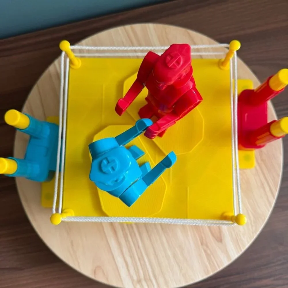 Mattel Rock Em Sock Em Robots Classic Boxing Game With Red & Blue Fighters - Picture 7 of 8